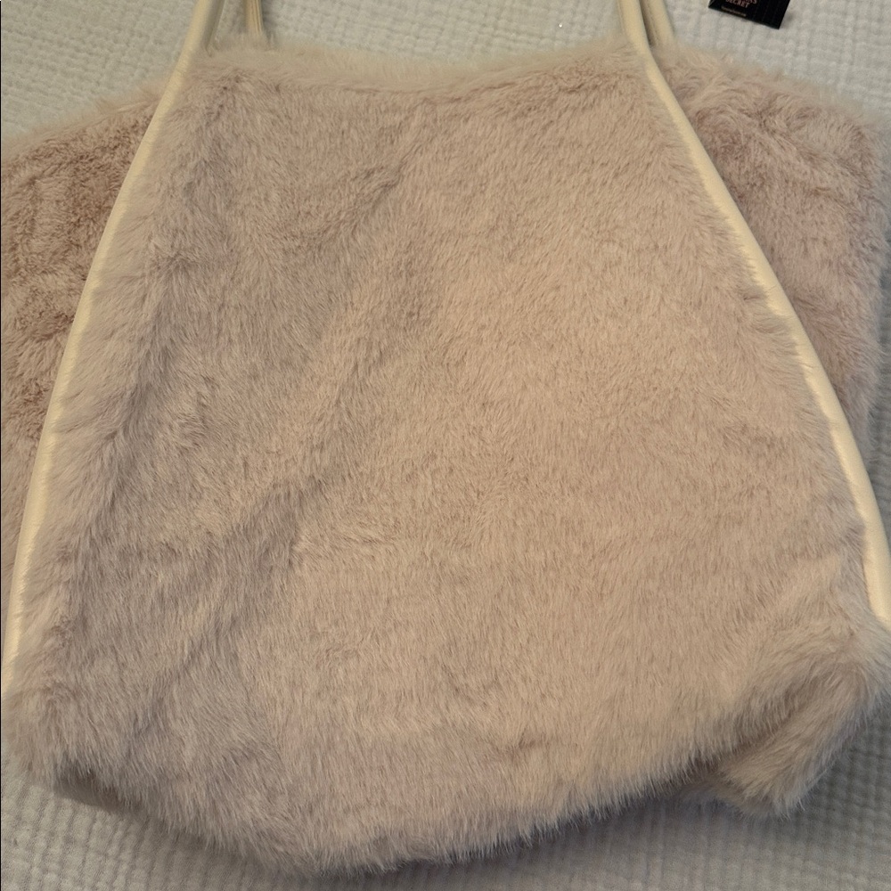 NWT Victoria's Secret Faux Fur Tote Bag - Picture 11 of 13